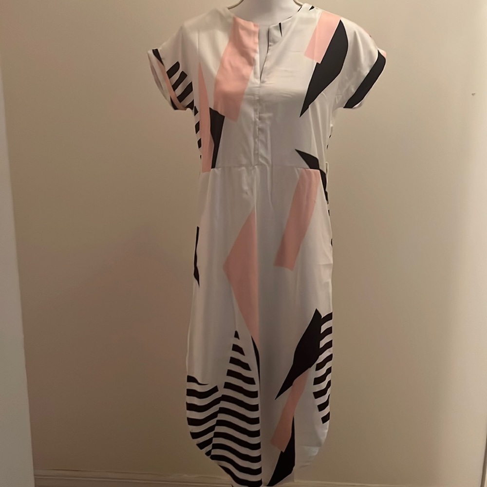 Francesca’s White Midi Dress with Pattern.